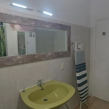 Chez Fabienne Th Apartment *